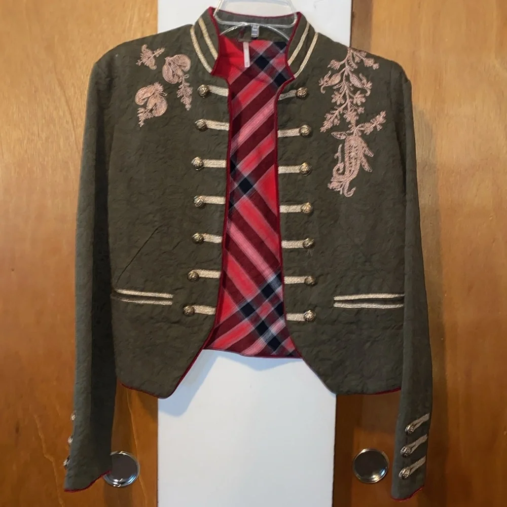 ๐๐โค๏ธEUC Worn Once Free People Military Olive Green Blazer - Picture 5 of 9